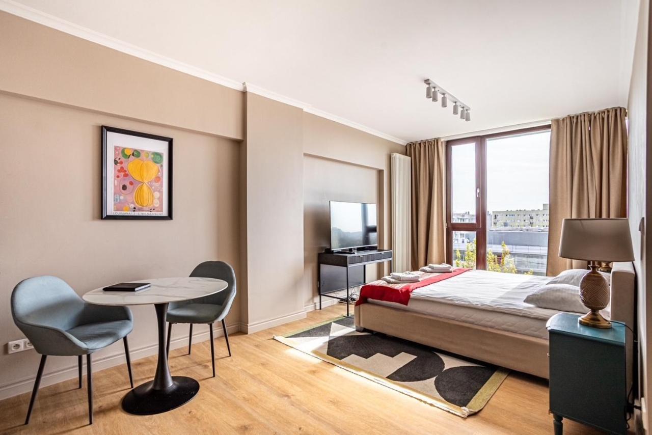 Triton Park Apartments Варшава Екстериор снимка