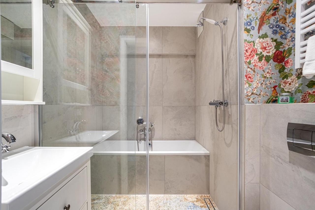 Triton Park Apartments Варшава Екстериор снимка