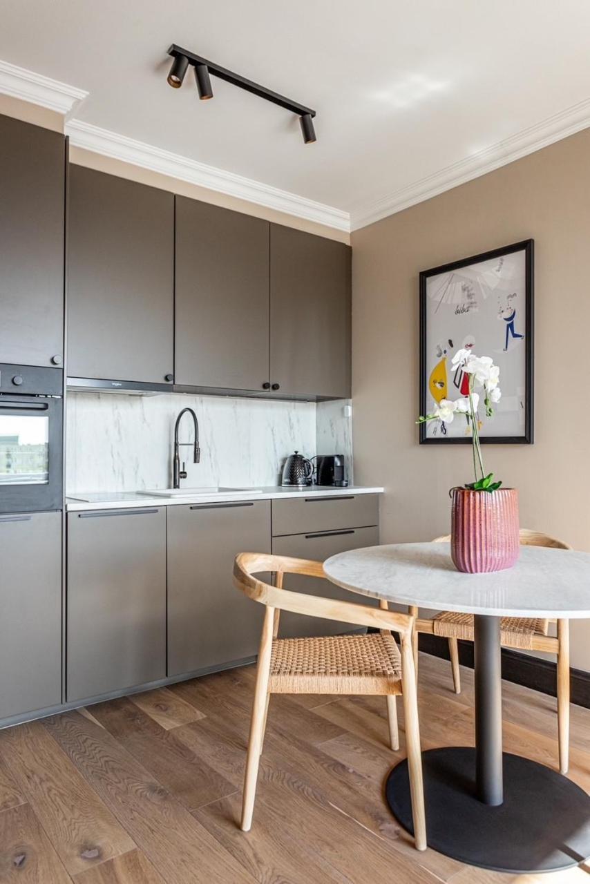 Triton Park Apartments Варшава Екстериор снимка